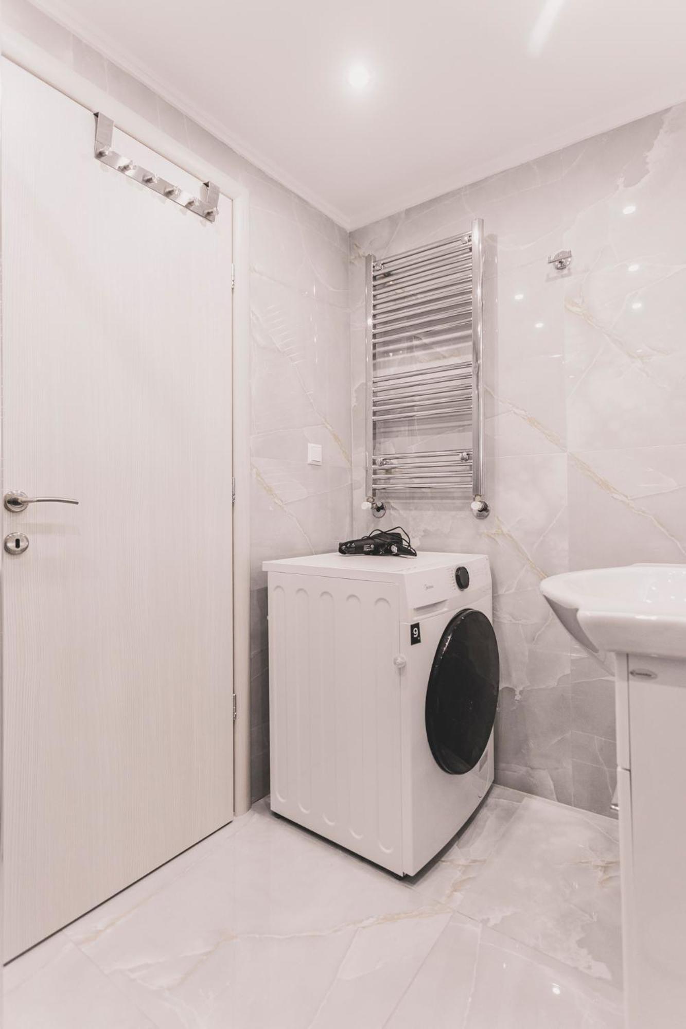 Kartell Luxury Apartment Thessaloniki Center ภายนอก รูปภาพ