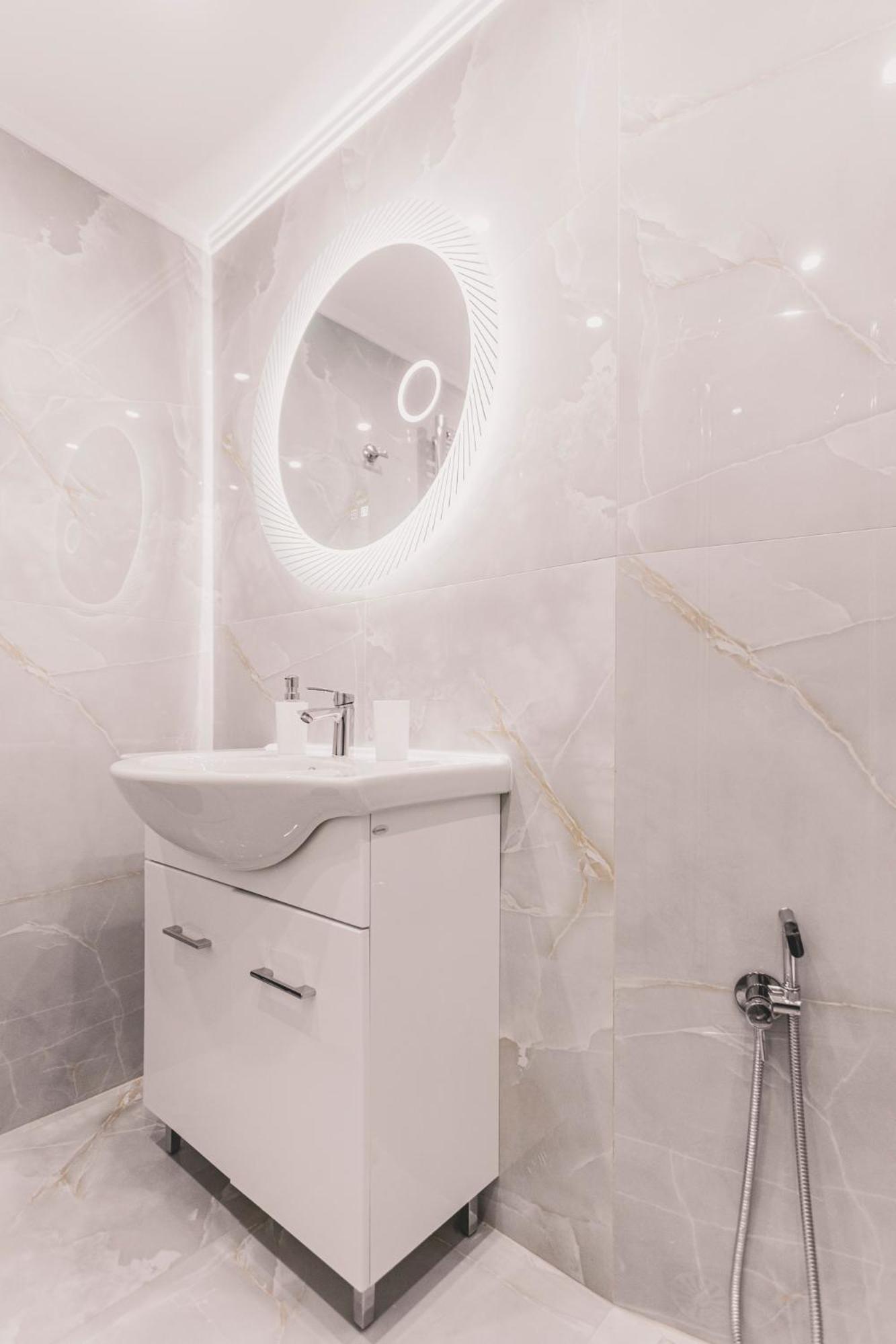 Kartell Luxury Apartment Thessaloniki Center ภายนอก รูปภาพ