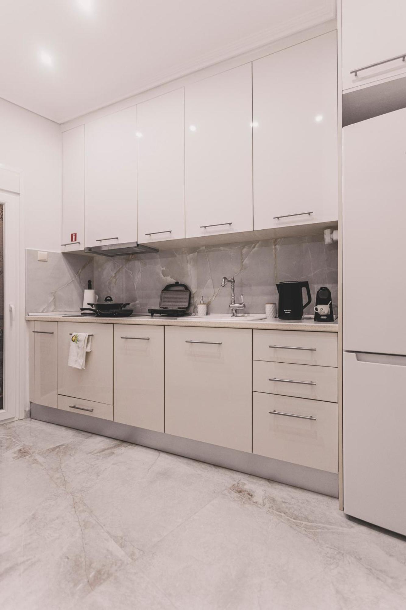 Kartell Luxury Apartment Thessaloniki Center ภายนอก รูปภาพ